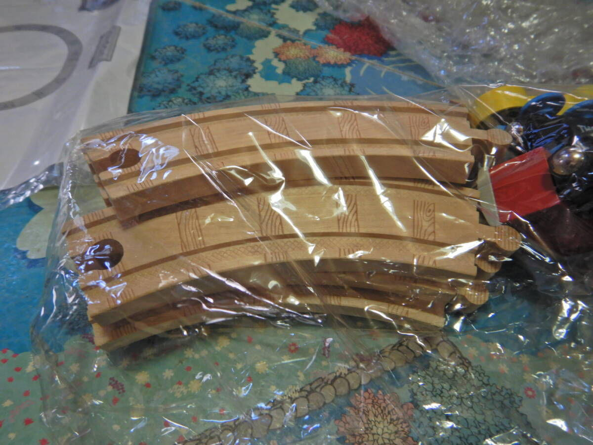 木製 きかんしゃトーマス オーバルセット 元箱つき 未使用?拍卖