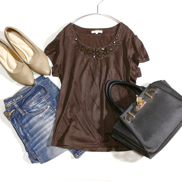 美品 TRANS WORK トランスワーク ビジュー付き 綺麗め ストレッチ カットソー 38号 M 春 夏 25B07拍卖