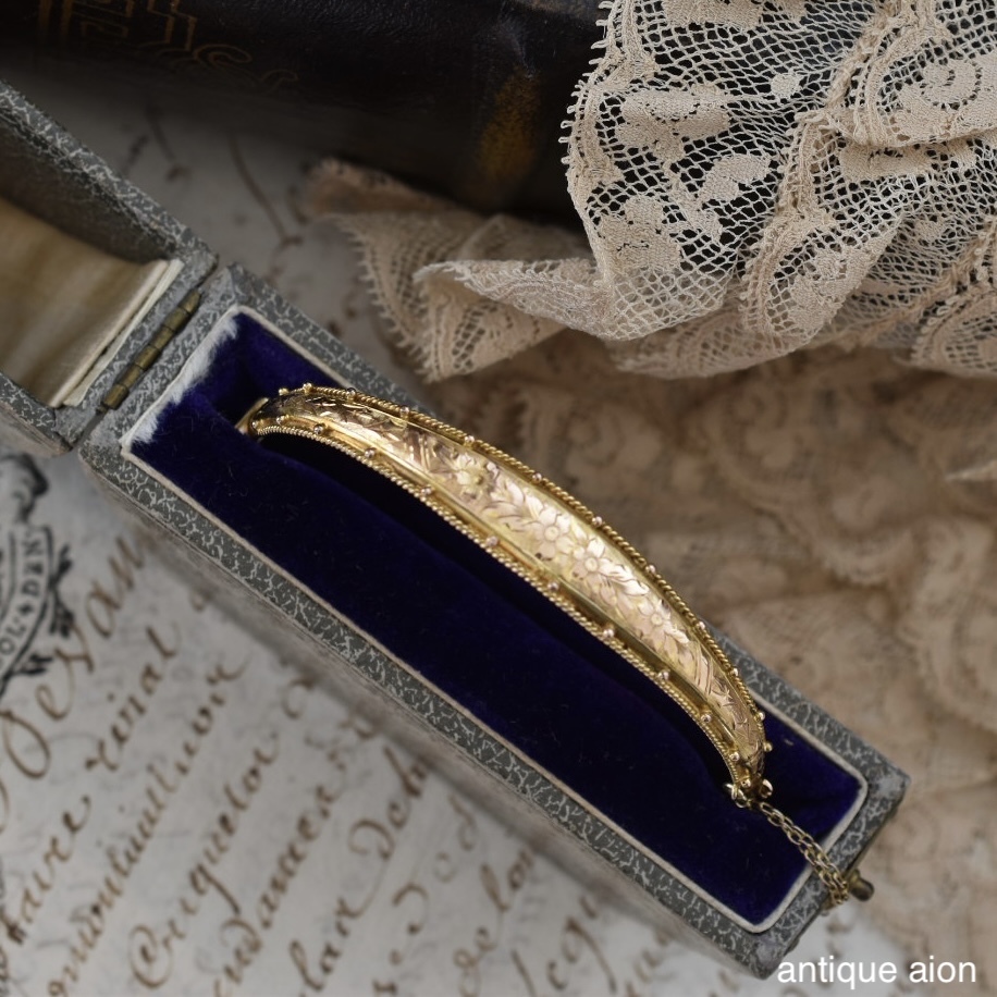 英国アンティーク エドワーディアン期 1908年 バーミンガム刻印 9ctゴールド ヒンジバングル拍卖