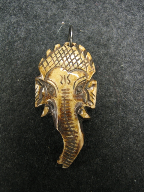 ◎●ガネーシャ バッファローの骨製  ペンダントトップ   NO.30拍卖