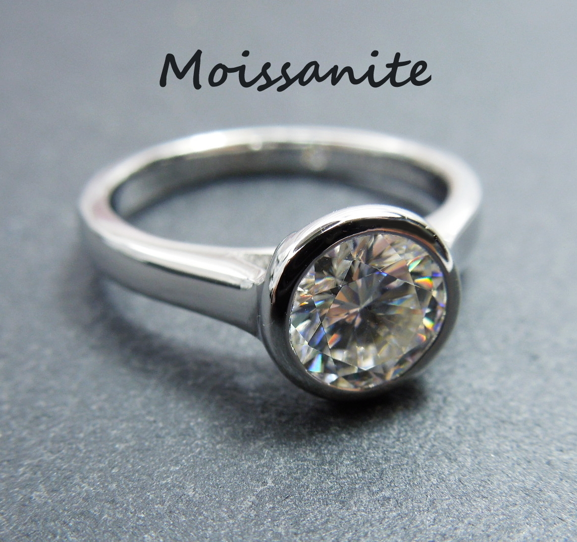 約10号 D モアサナイト ベゼル リング 1ct ふくりん留め 指輪 覆輪 フクリン 1カラット ベゼルリング 3EX S925 シルバー925拍卖