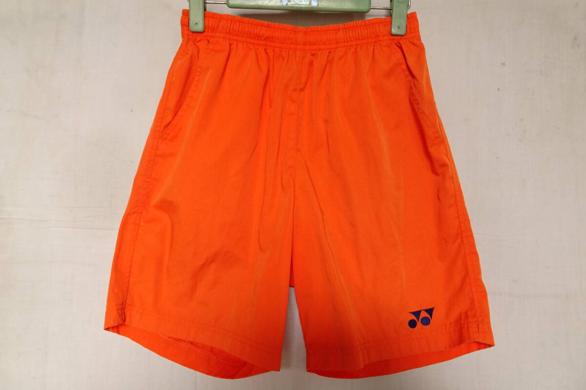 YONEX/ヨネックス/ショートパンツ/ユニフォーム/ひざ上丈/左裾ロゴマークししゅう/裾サイドスリット/スポーツ/オレンジ/Sサイズ(7/14R7)拍卖