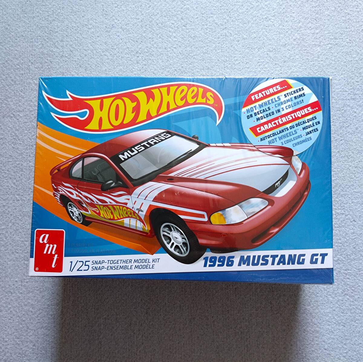 【新品未開封】 AMT 1/25 ホットウィール 1996 フォード マスタング GT スナップキット プラモデル AMT1298拍卖