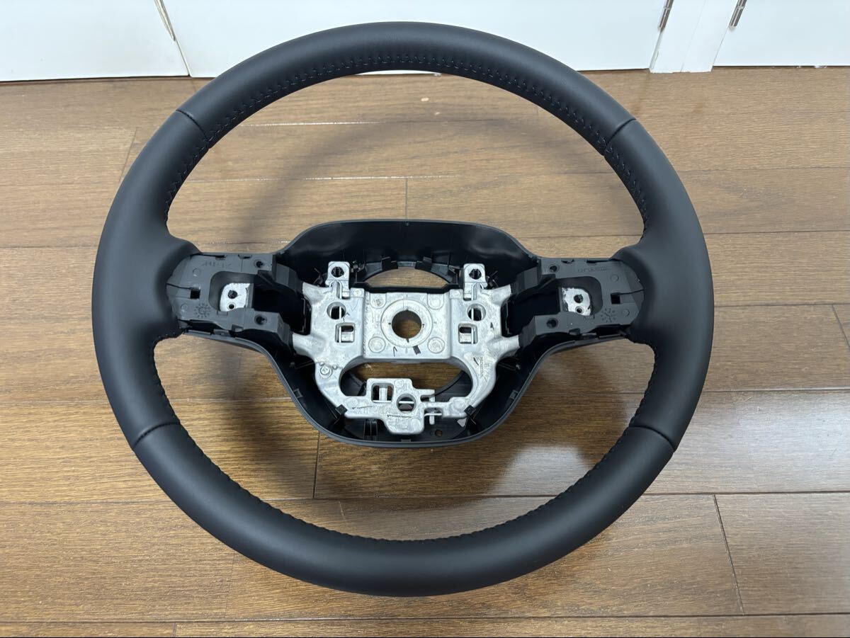 現行型フリードGT Nbox エヌボックスJF ホンダ純正 本革ステアリング 2本スポーク 使用期間僅か 送料込み拍卖