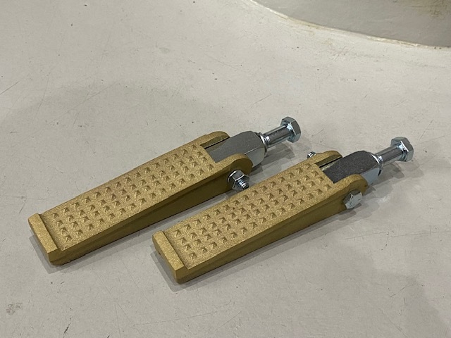 アンダーソンチョッパースタイルブラスフットペグ レプリカ拍卖