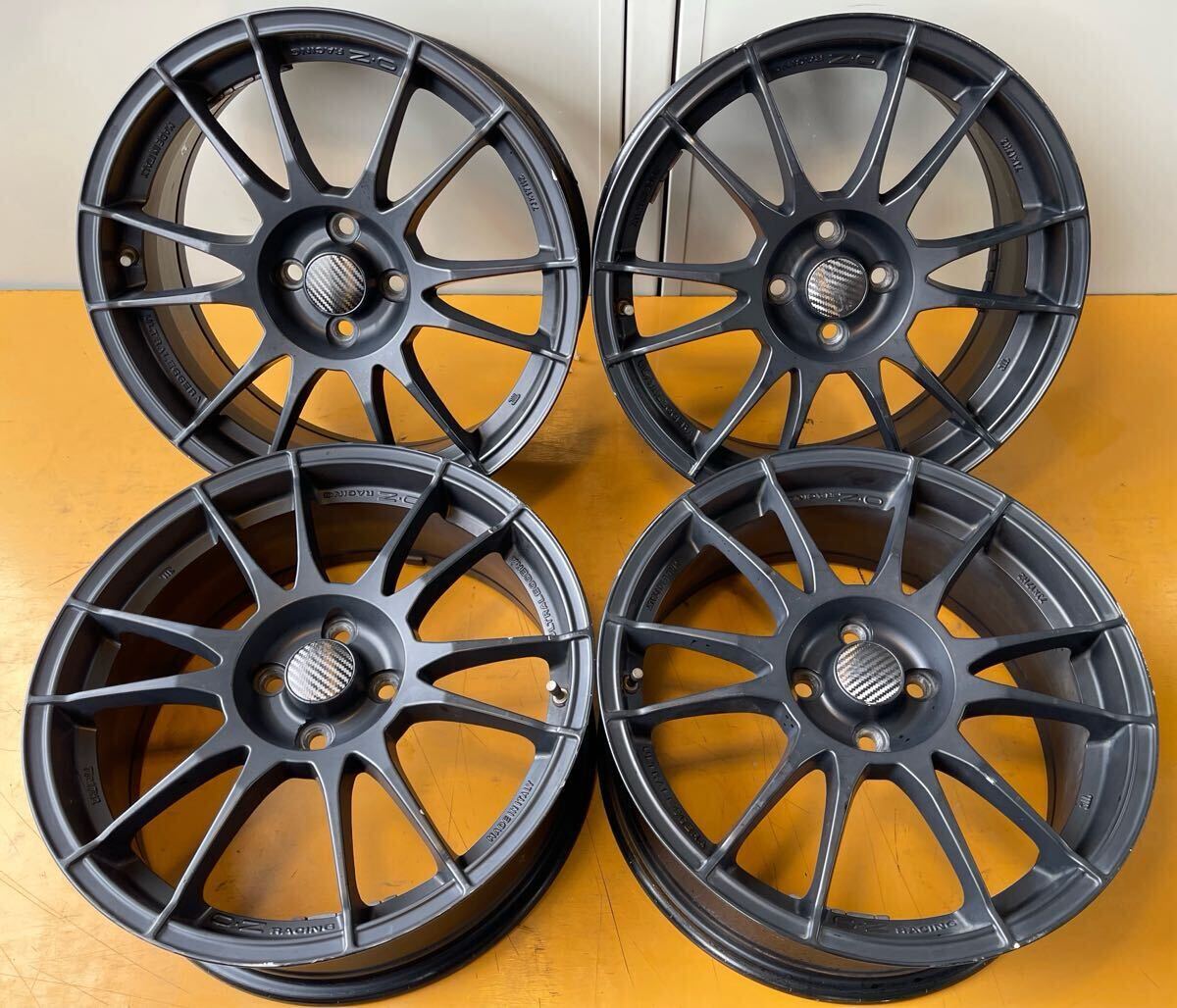 OZ ウルトラレッジェーラ OZ RACING ULTRALEGGERA 4本 7J 17インチ 4穴 ホイール マットブラック拍卖