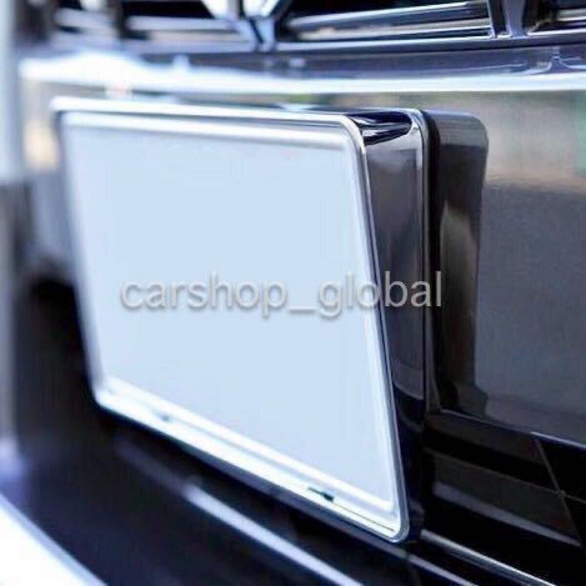 普通車/軽自動車用 軽量 クロームメッキ ナンバーベース 角度付き シルバークローム/ブラッククローム ステンレスボルト付属 車検対応角度拍卖