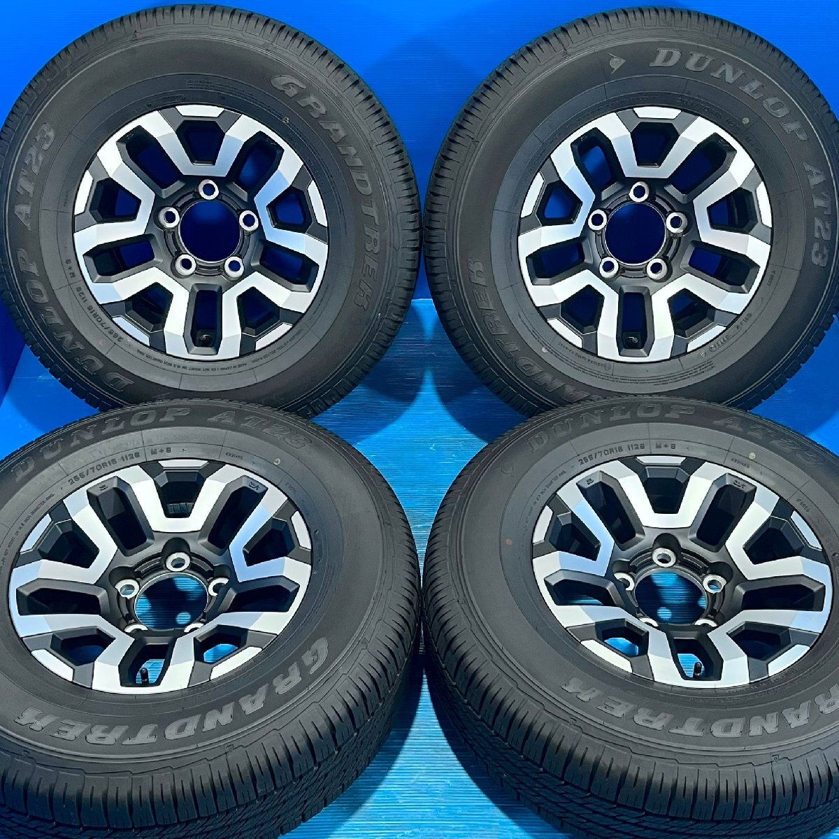 新車外し イボライン残り トヨタ 70 ランドクルーザー AX 純正 16インチ 7J±0 5H150 265/70R16 DUNLOP グラントレック AT23 ランクル拍卖