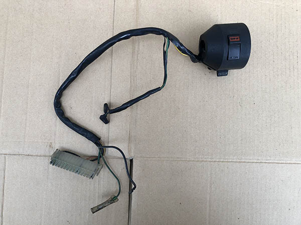 ホンダ CBX250RS 純正 右 ハンドルスイッチ スイッチボックス拍卖