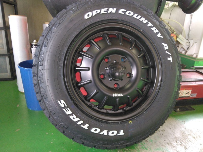 タウンエース ライトエース 新品 タイヤホイールセット TOYO OPENCOUNTRY AT3 165/80R14 ホワイトレター 14インチ NOEL拍卖