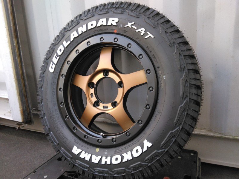 YOKOHAMA ジオランダー X-AT ホワイトレター 185/85R16 ジムニー JB23 JB64 BDX05拍卖