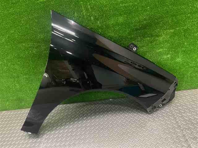 マツダ ビアンテ CCEFW フェンダーパネル 右 運転席側 A3F C275-52-111B拍卖
