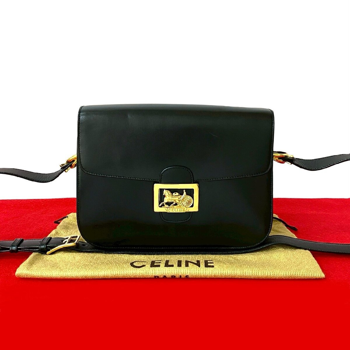 極 美品 袋付 CELINE セリーヌ ヴィンテージ 馬車 金具 カーフ レザー 本革 ショルダーバッグ ポシェット サコッシュ ブラック 481-3拍卖