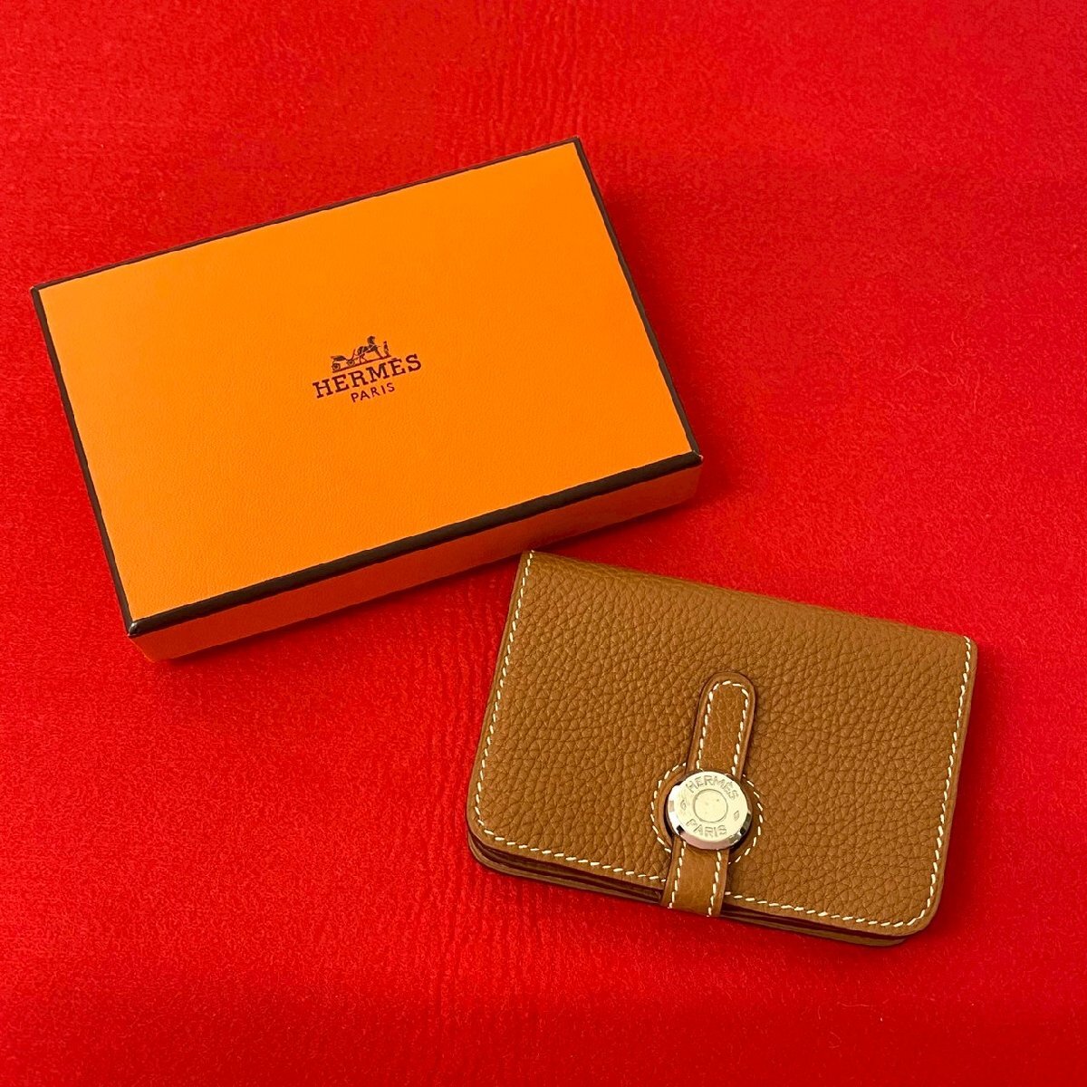 ほぼ未使用 箱付 □J 刻印 HERMES エルメス ドゴン トリヨンクレマンス レザー コインケース 小銭入れ 財布 ウォレット ゴールド 42183拍卖