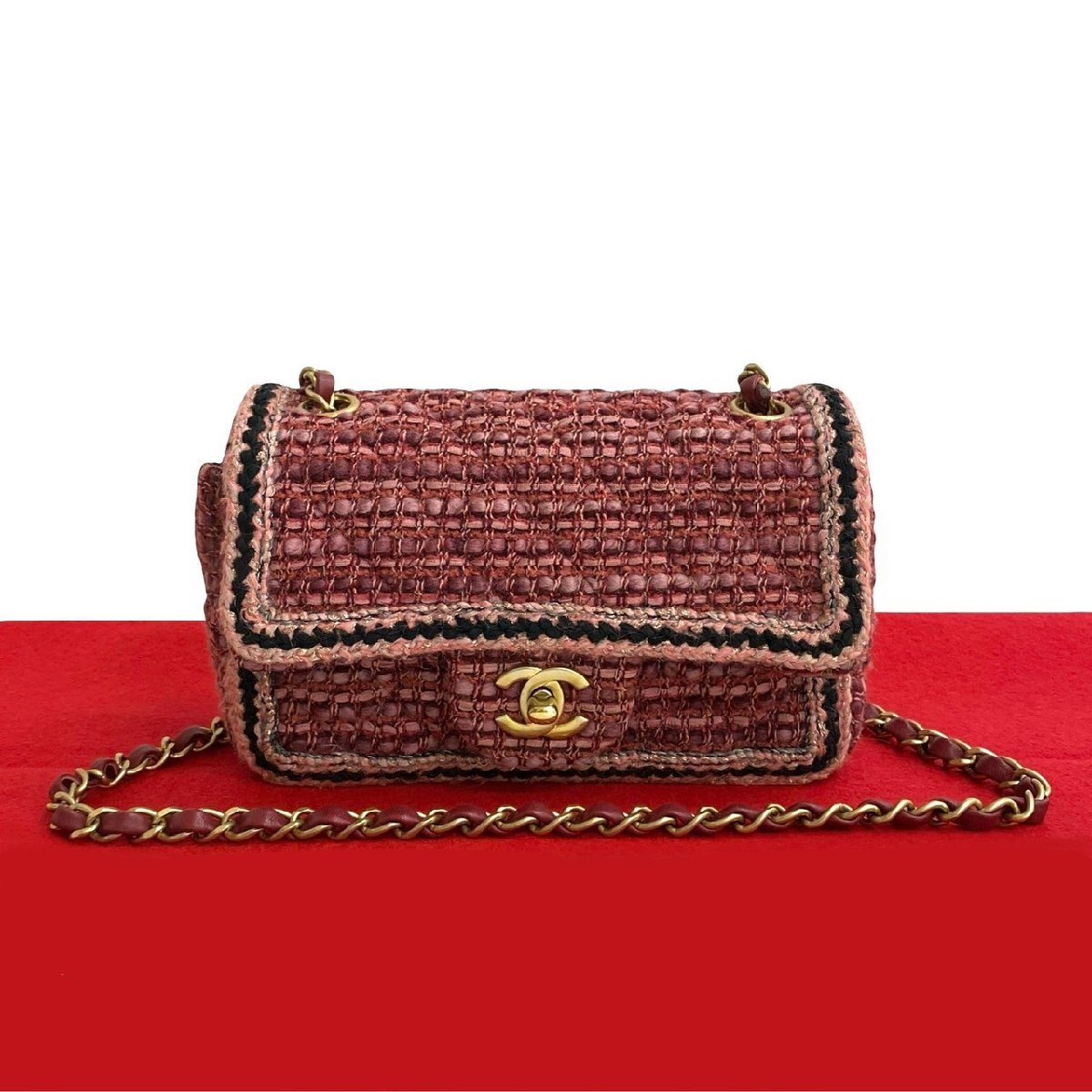 極 美品 シール有 26番台 CHANEL シャネル ツイード マトラッセ ココマーク チェーン ショルダーバッグ ポシェット マルチカラー 25859拍卖