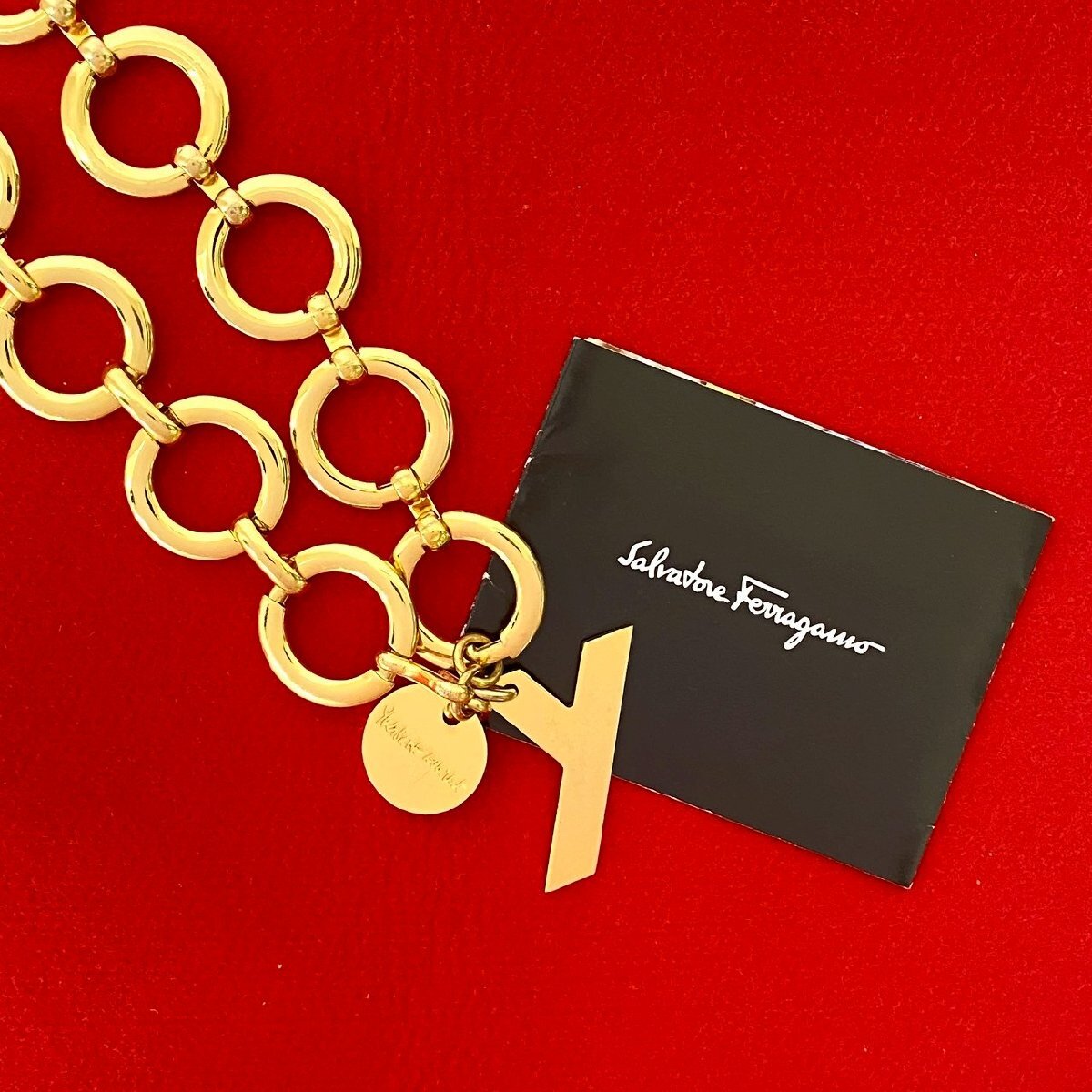極 美品 Salvatore Ferragamo サルヴァトーレフェラガモ Y モチーフ チェーン ベルト GP アクセサリー 小物 ゴールド 3302q拍卖