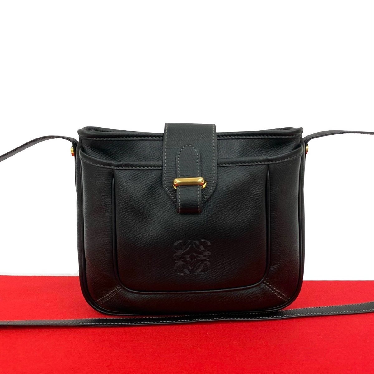 極 美品 希少品 LOEWE ロエベ アナグラム 型押し ロゴ レザー 本革 ミニ ショルダーバッグ ポシェット サコッシュ ブラック 黒 962-8拍卖