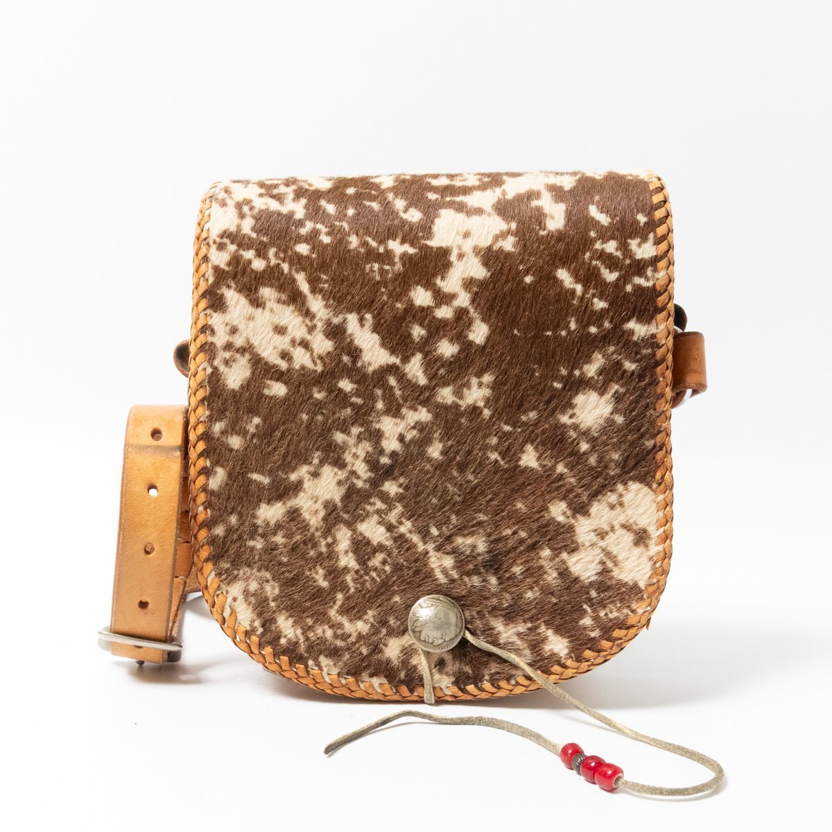 【1円スタート】 ハラコ レザー ショルダーバッグ 牛革 ベージュ インディアン 小物 レディース メンズ ポシェット 小さい鞄 ミニバッグ拍卖