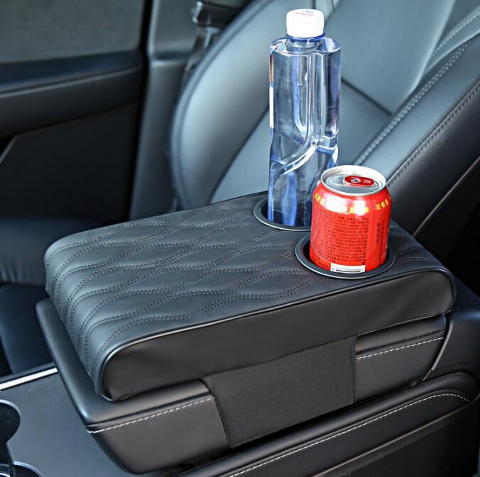 人気品高品質アームレスト 疲労軽減 汎用 カー用品 ドリンクホルダー付き 車肘掛け 手置きクッション 自動車手すりマット 車内収納ボックス拍卖