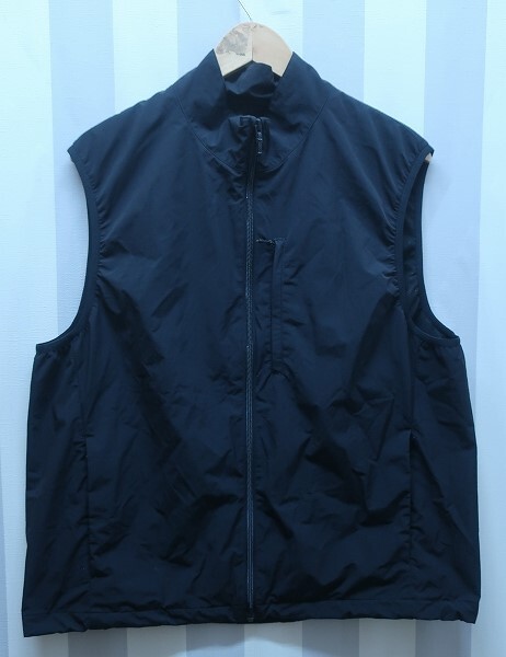 2-1676B/UNIQLO ウィンドプルーフベスト 311-476521 ユニクロ 送料200円拍卖