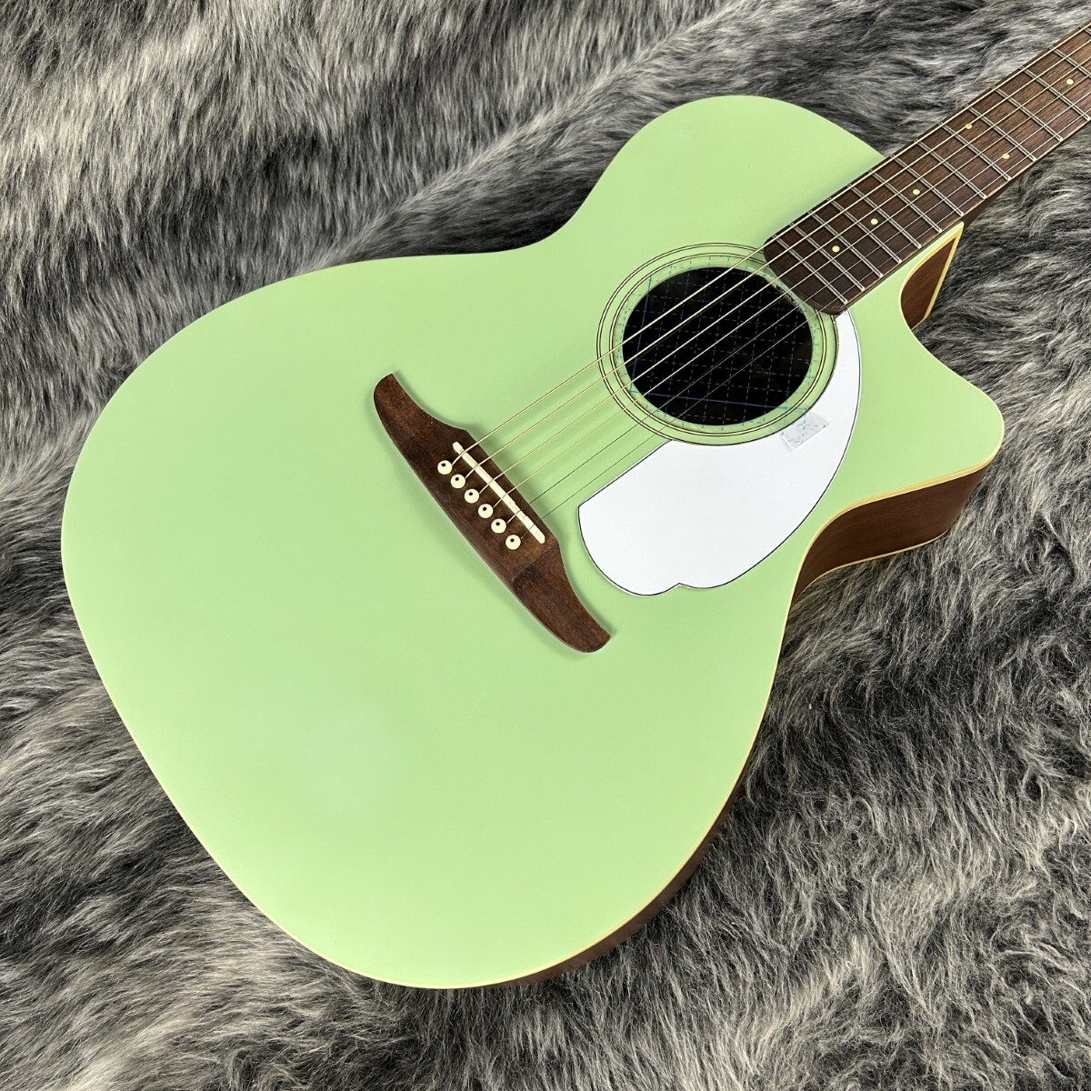 Newporter Player Walnut Fingerboard Surf Green拍卖