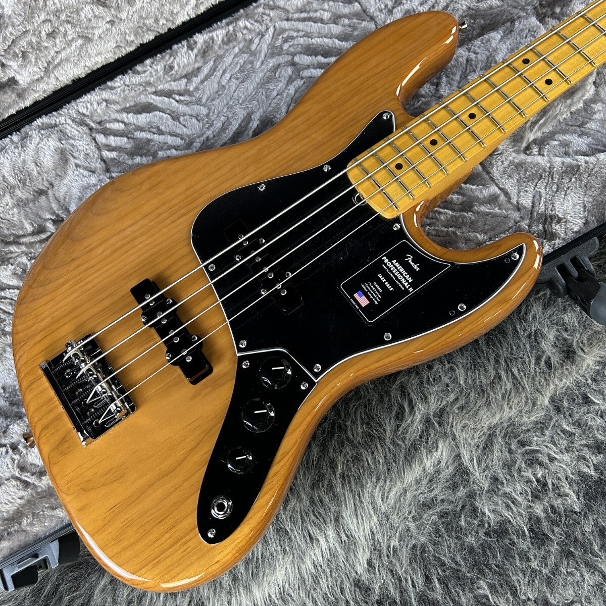Fender USA American Professional II Jazz Bass Maple Fingerboard Roasted Pine拍卖