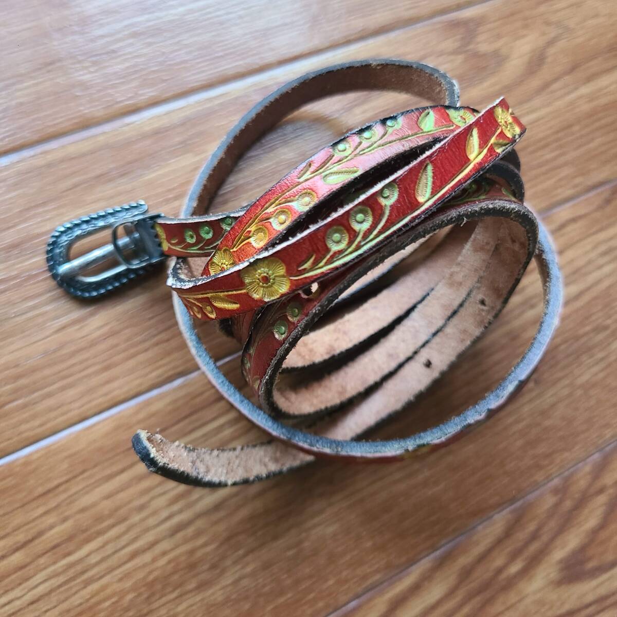 新品未着用☆A.P.C.☆アーペーセー☆型押し革ベルト拍卖