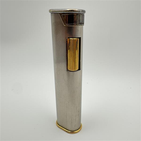 Dunhill ダンヒル ガスライター シルバーカラー SWISS 動作未確認 コレクション 喫煙グッズ 大人 格安 1円出品 950拍卖