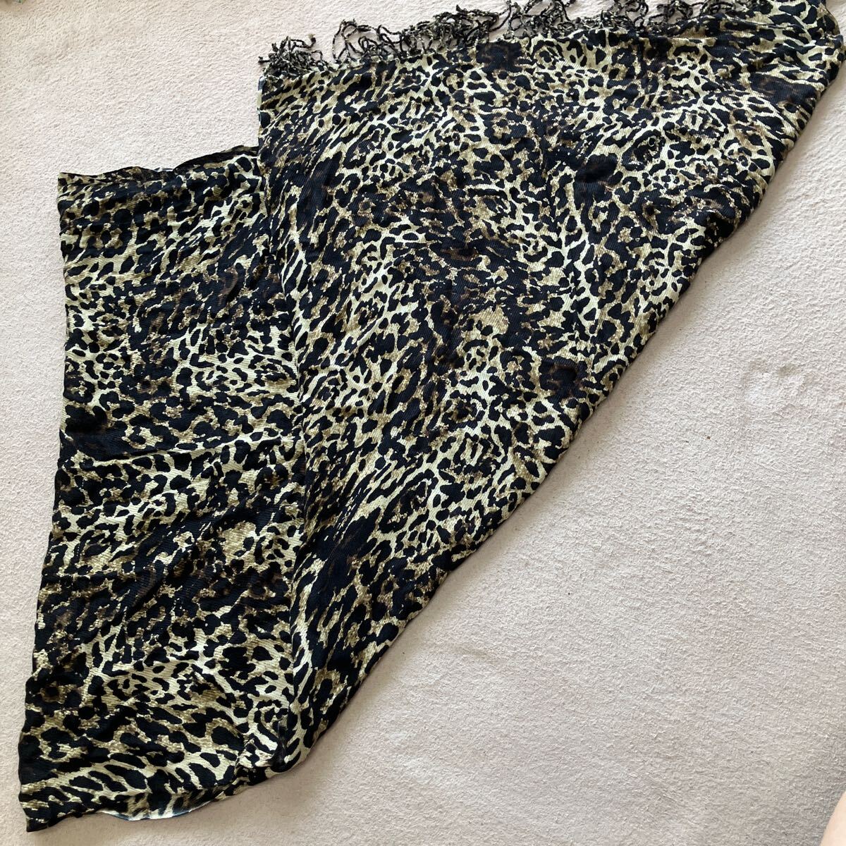 HARE ハレ ストール ひょう柄 レオパード柄 長さ180センチ 幅65センチ 拍卖