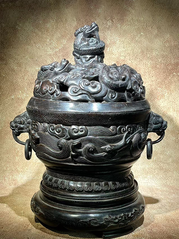 zz7|5137 中国骨董 人間国宝 古代木工芸品 【奇楠老沈香『双耳竜頭』薫香炉】 中国古美術 珍品 伝世珍品 賞物 傳世家珍 拍卖