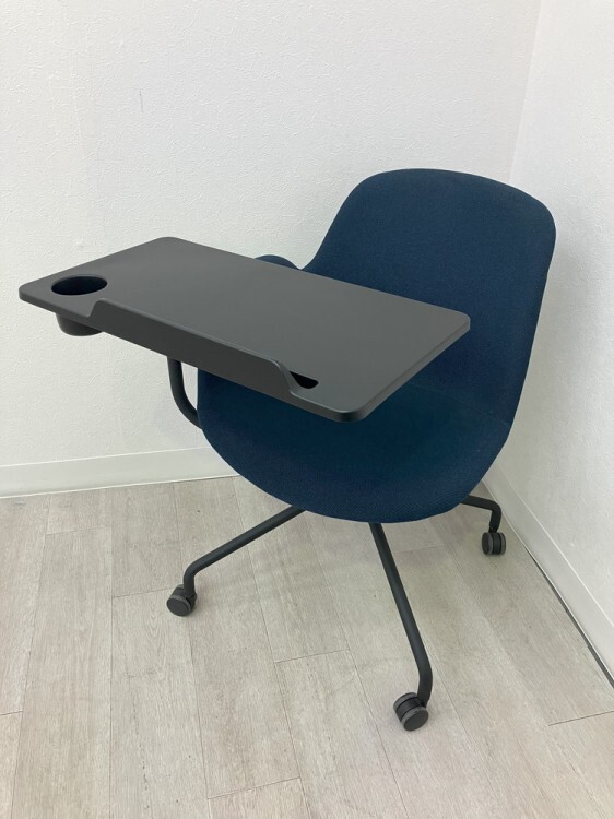コクヨ All in One(オールインワン)シリーズ ミーティングチェア K02-B822W W600xD810xH810mm 中古品拍卖