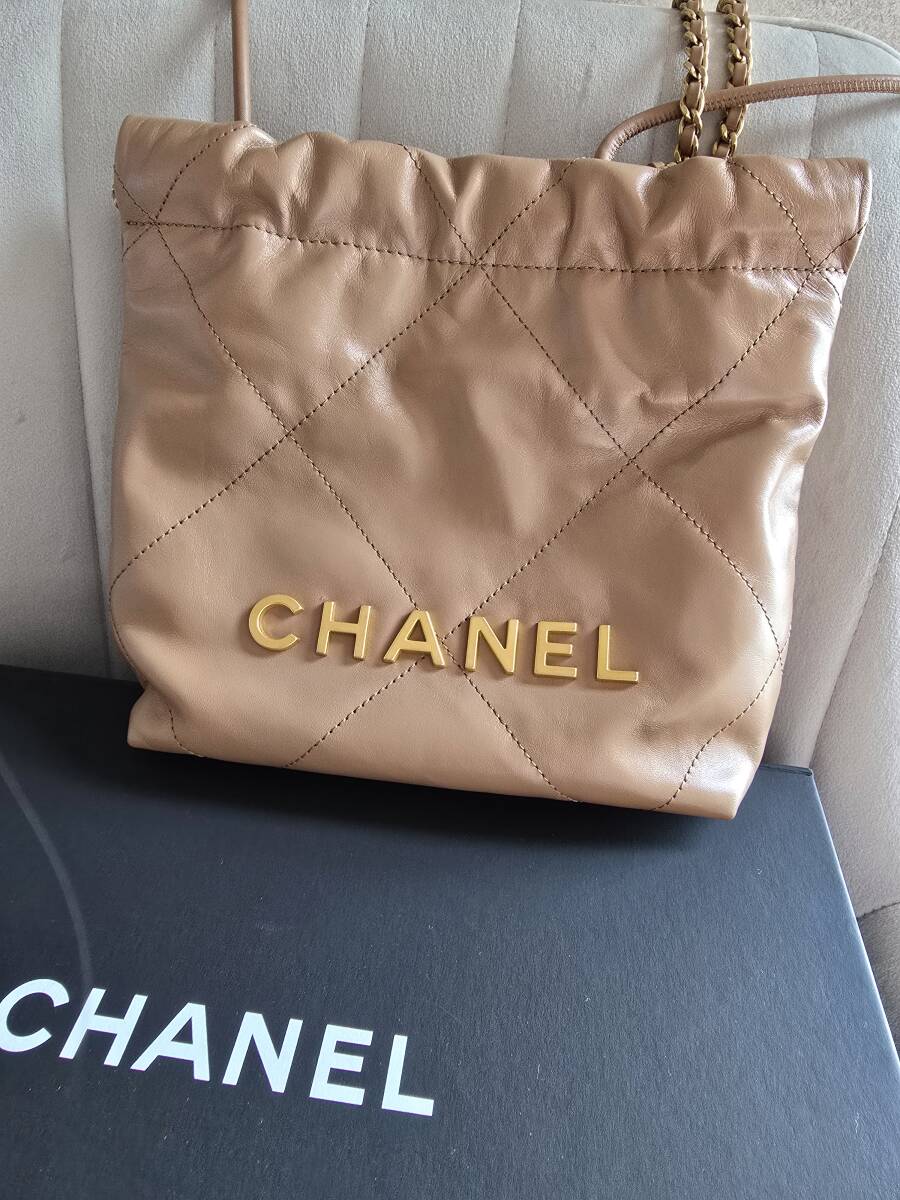 ★シャネル22MINIゴールド金具★入手難ベージュ★美品★限界値下げ拍卖