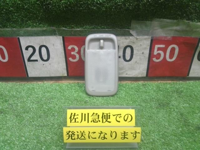 トヨタ 200系 レジアスエース ロングDX KDH206V ルームランプ 室内灯 点灯OK 傷・汚れ有り 現状販売 ★レターパック★拍卖
