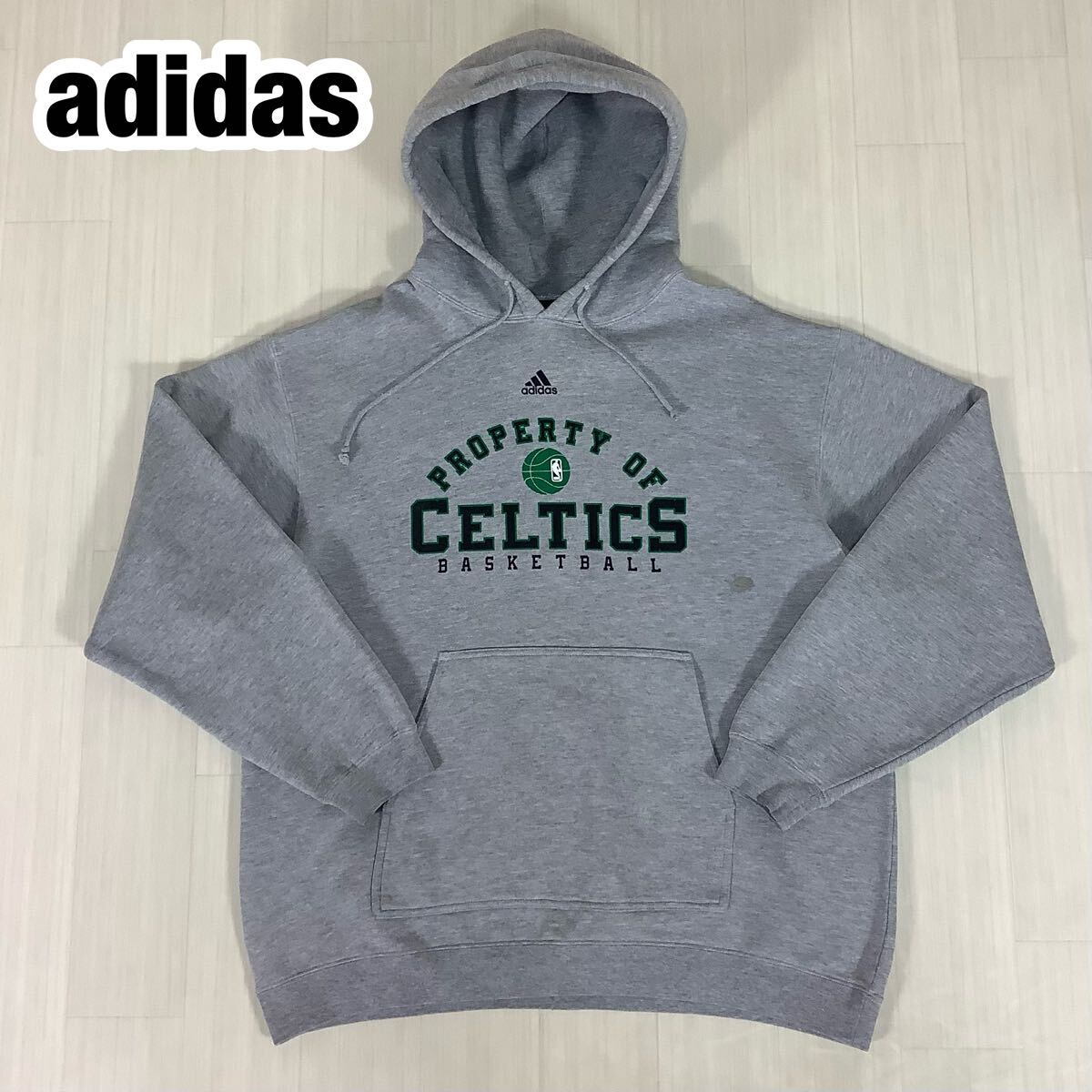 adidas アディダス NBA ボストン・セルティックス プルオーバーパーカー L 霜降りグレー 裏起毛 ビッグプリント拍卖