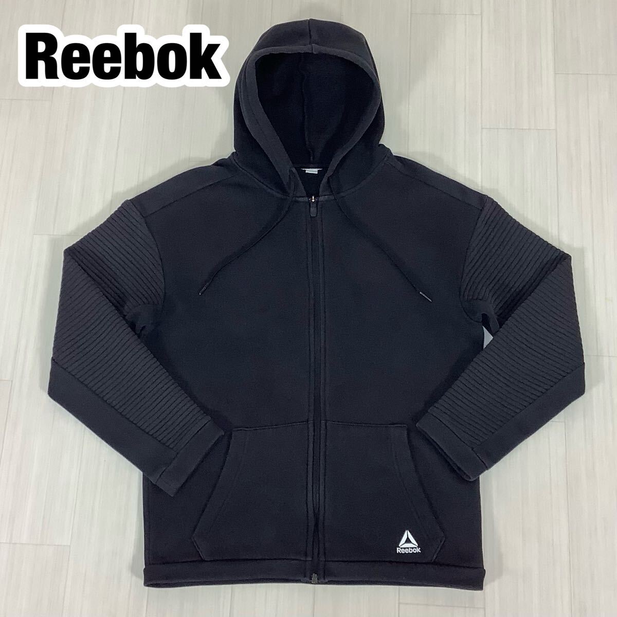 Reebok リーボック ジップアップパーカー フルジップ ブラック 裏起毛 プリントロゴ拍卖