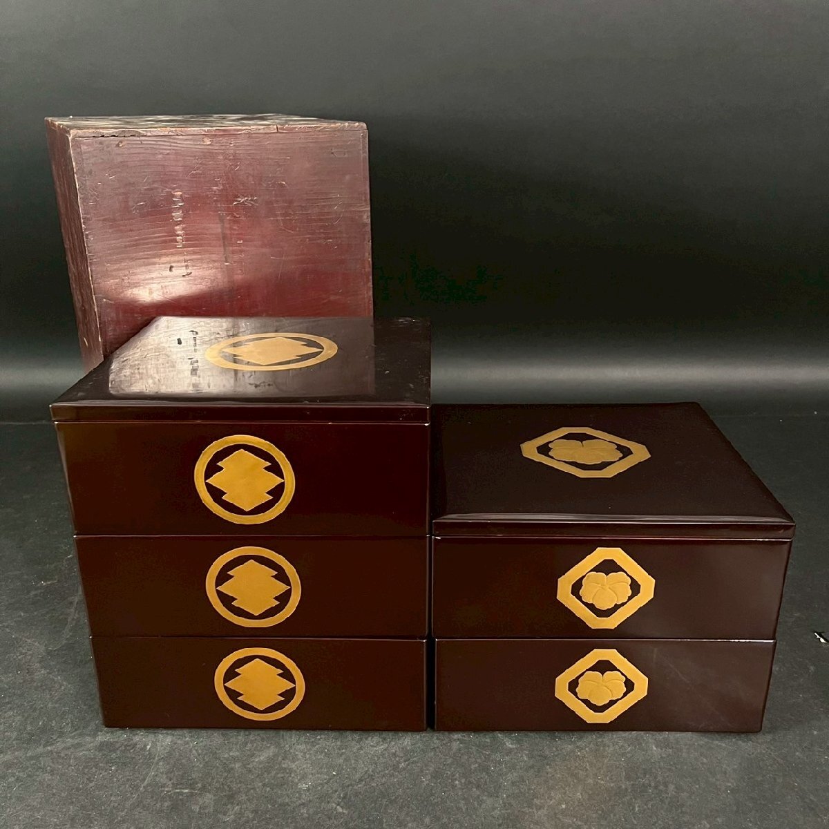 SW0708-17-3 重箱 お重 弁当箱 沈金 5段 5重 木箱 漆器 漆芸 伝統 工芸 料理 食器 共箱 高さ8㎝重ね42㎝ 縦横23㎝ 120サイズ拍卖