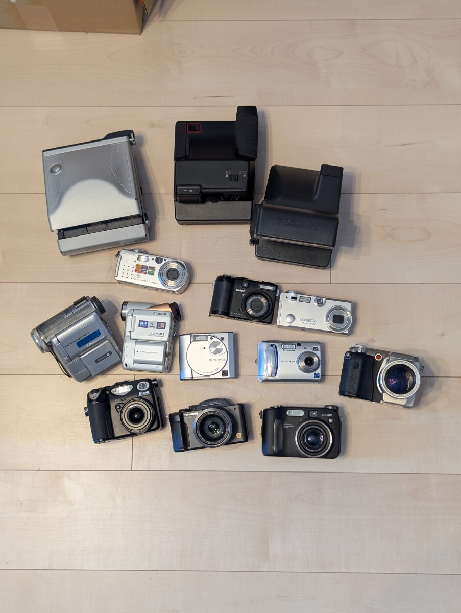 Polaroid ポラロイド 636 Minolta Dimage F100 Finepix A310 LUMIX DMC-TZ1 Nikon coolpix p5100 など 大量まとめ セット拍卖
