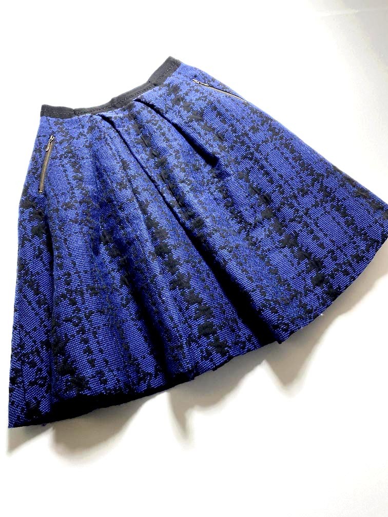 ゆうパケットOK LANVIN en Bleu ランバンオンブルー 3616505 ジャガード織フレア スカート size36/黒x青 ■■拍卖