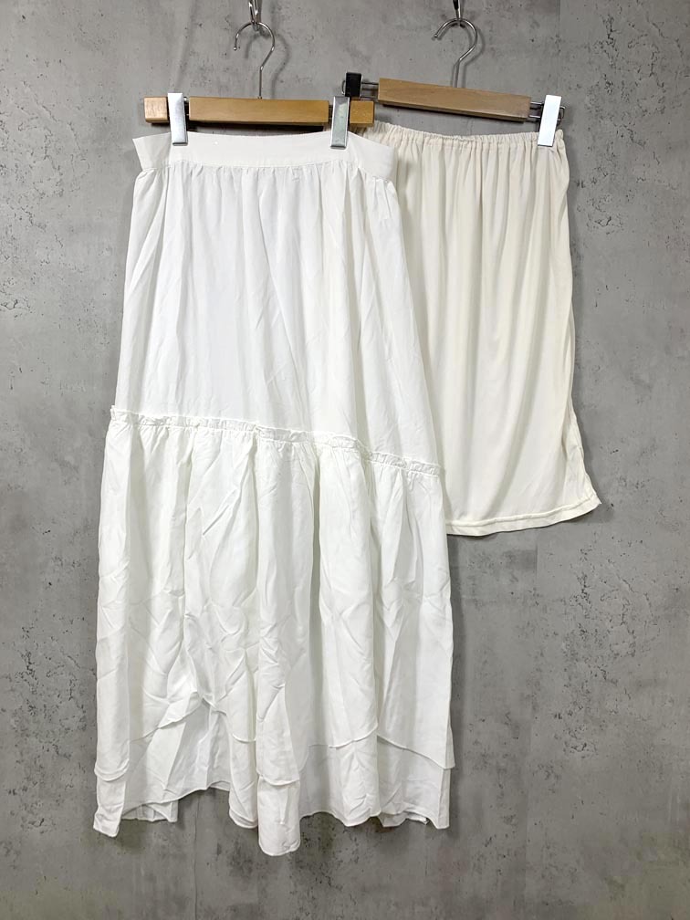 ゆうパケットOK 未使用品■apres jour mignon アプレジュールミニョン MAJ925632B 定価5995円 イレヘムレイヤード スカート sizeLL/白 ■■拍卖