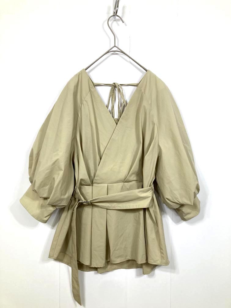 ゆうパケットOK 美品 MURUA ムルーア 01211040090-2 定価7590円 バックオープン ボリュームスリーブ シャツ sizeF/ベージュ ■■拍卖