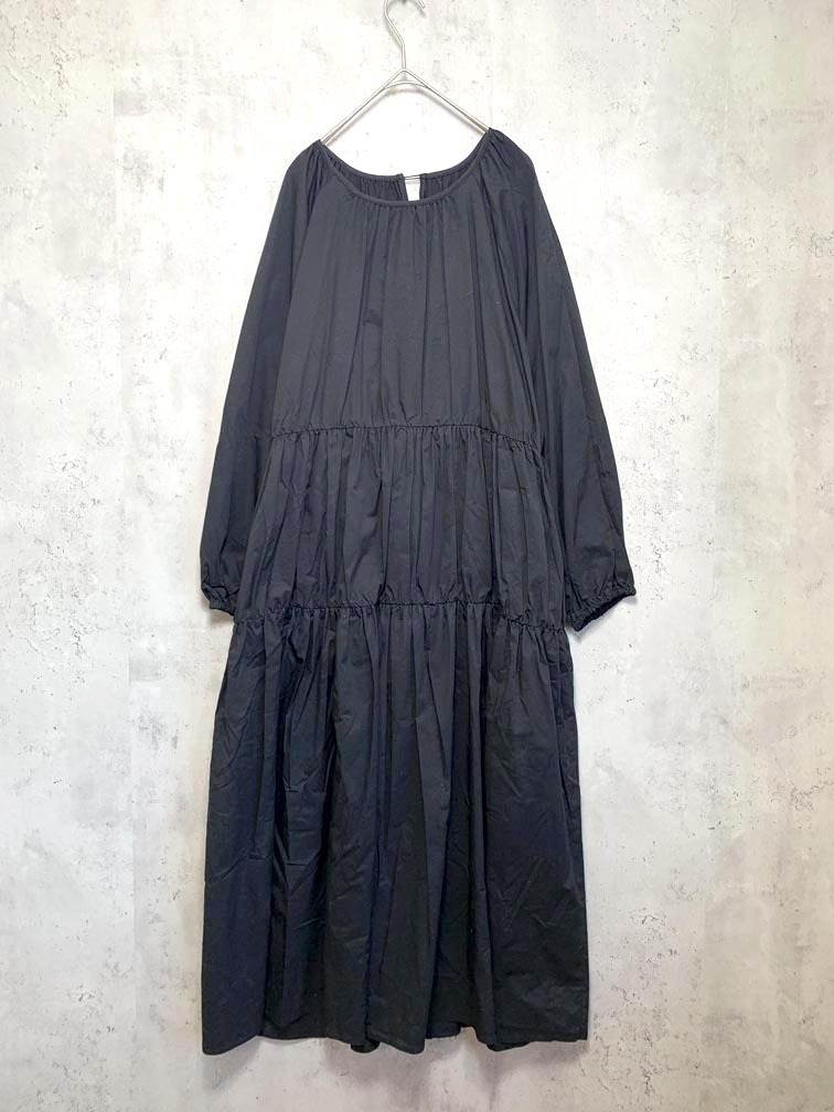 ゆうパケットOK BIRTHDAY BASH バースデーバッシュ BC083BLL ボリューム ティアード ワンピース 黒 ■■拍卖