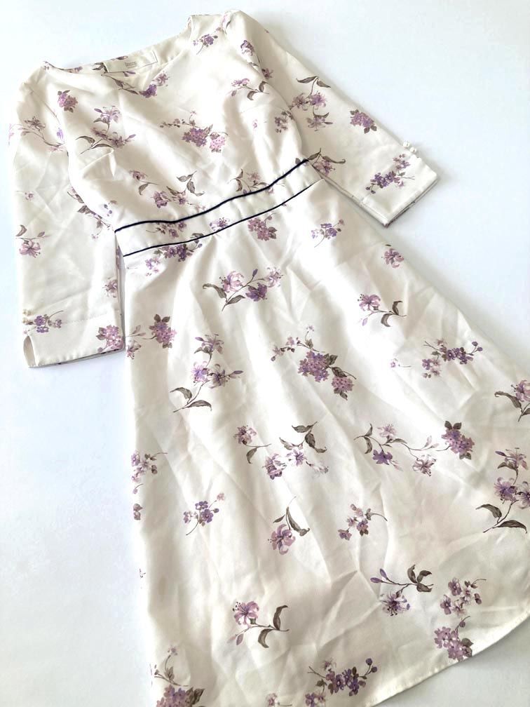 ゆうパケットOK tocco closet 袖口パール付きウエスト配色ライン入りハートネックフラワープリント ワンピース sizeM/ベージュ系 ■◇拍卖