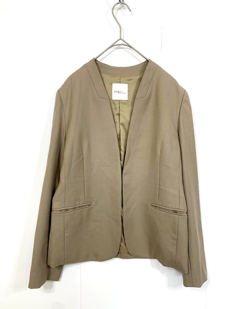 ゆうパケットOK Aperi nano universe アペリ 669-9216006 定価16500円 2WAYストレッチノーラペルショート ジャケット size36/ベージュ ■■拍卖