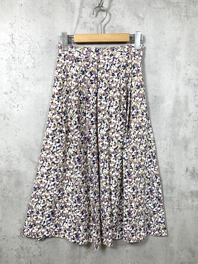 ゆうパケットOK Perle Peche ペルルペッシュ 総柄 プリーツ フレア スカート size36/マルチカラー■■拍卖
