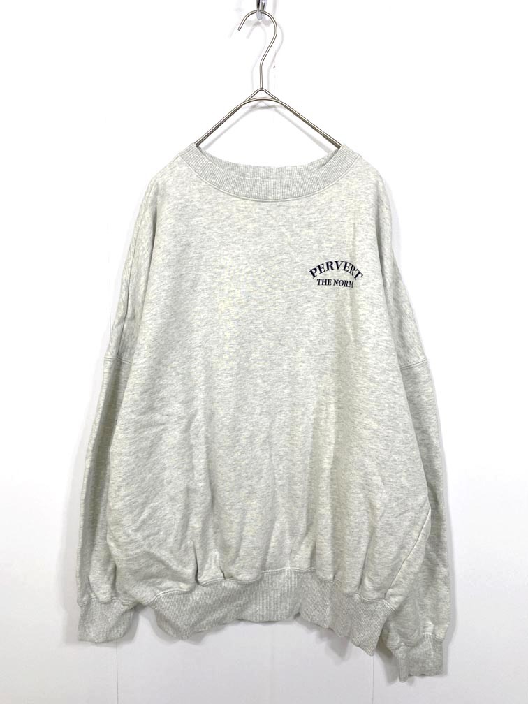 ゆうパケットOK WHO’S WHO gallery フーズフーギャラリー 定価6490円 PERVERTアーチクルー スウェット sizeF/エクリュ ■■拍卖