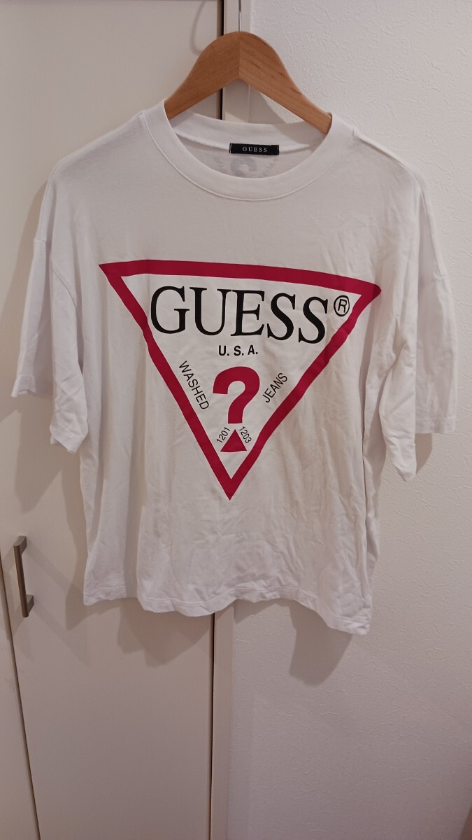GUESS トライアングルロゴ Tシャツ ホワイト メンズ Mサイズ拍卖