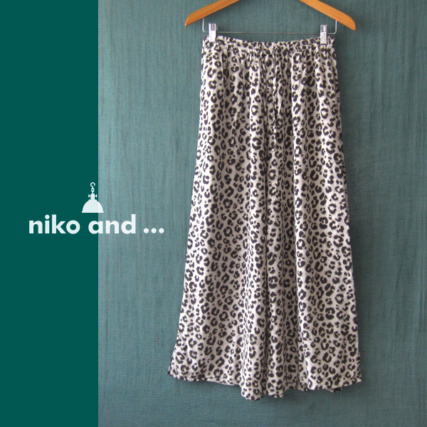 美品 niko and…/ニコアンド★ 薄手 ヒョウ柄 ワイド イージーパンツ拍卖