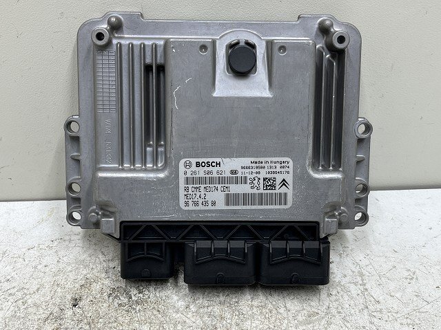 プジョー 308SW T7 2012年 T7W5F02 エンジンコンピューター (在庫No:523978) (7701)拍卖