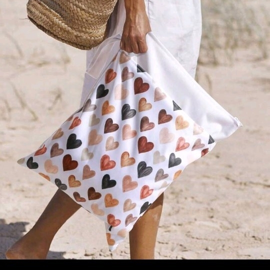 新品未使用♪防水加工 大容量・二重層 プールに♪海に♪スポーツクラブに♪便利拍卖