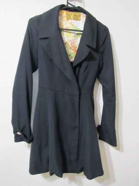 CECIL McBEE セシルマクビー 黒のジャケット Mサイズ 美品☆彡拍卖